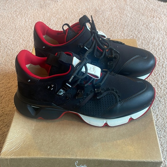 Christian Louboutin - Picture 1 of 8